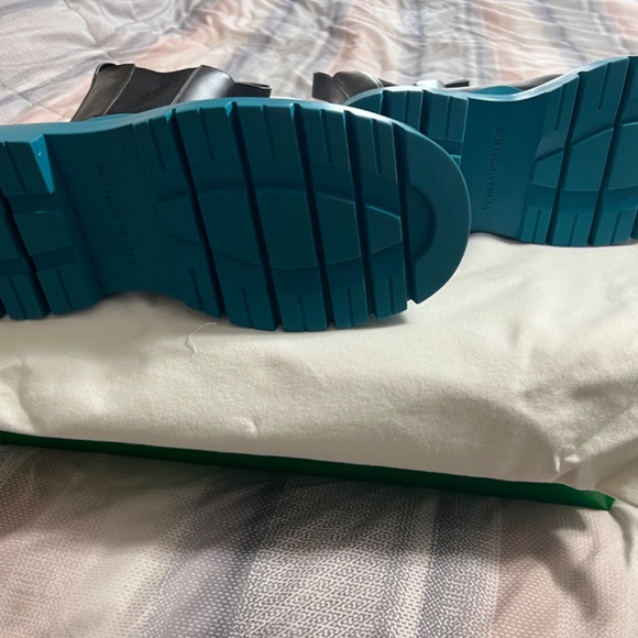 Bottega Veneta Tire Boots - Picture 2 of 4